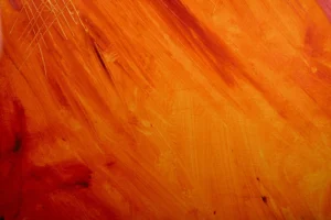 Leinwandbild mit Orangener Farbe bemalt